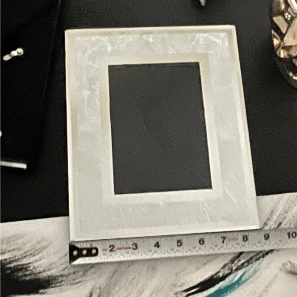 1 Z Gallerie Silver Leaf Crackled Mirrored Art Deco 10 x 8.5 Frame for 5 x 7 Pic